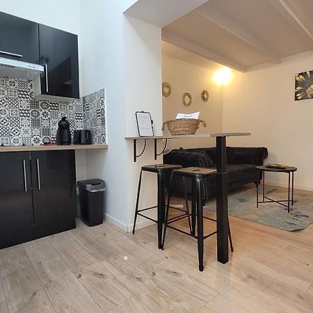 Jean-Antoine Mondesir Apartment Монтобан Екстериор снимка